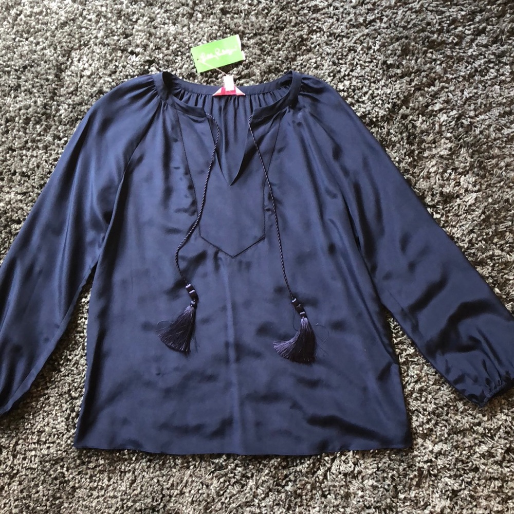 Lily Pulitzer navy blue top